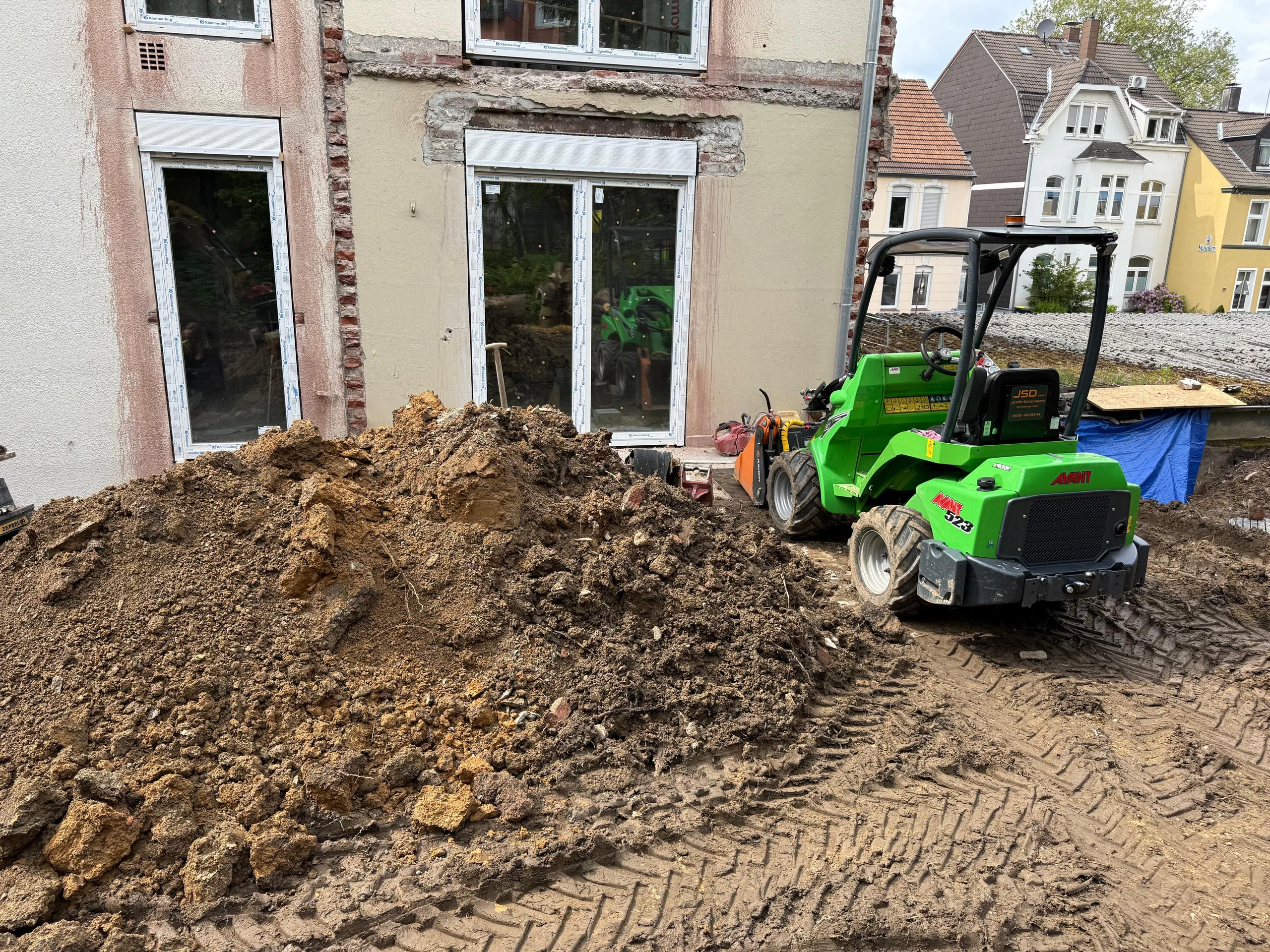 Tiefbau / Abbruch im Einsatz – JS Dienstleistungen GmbH